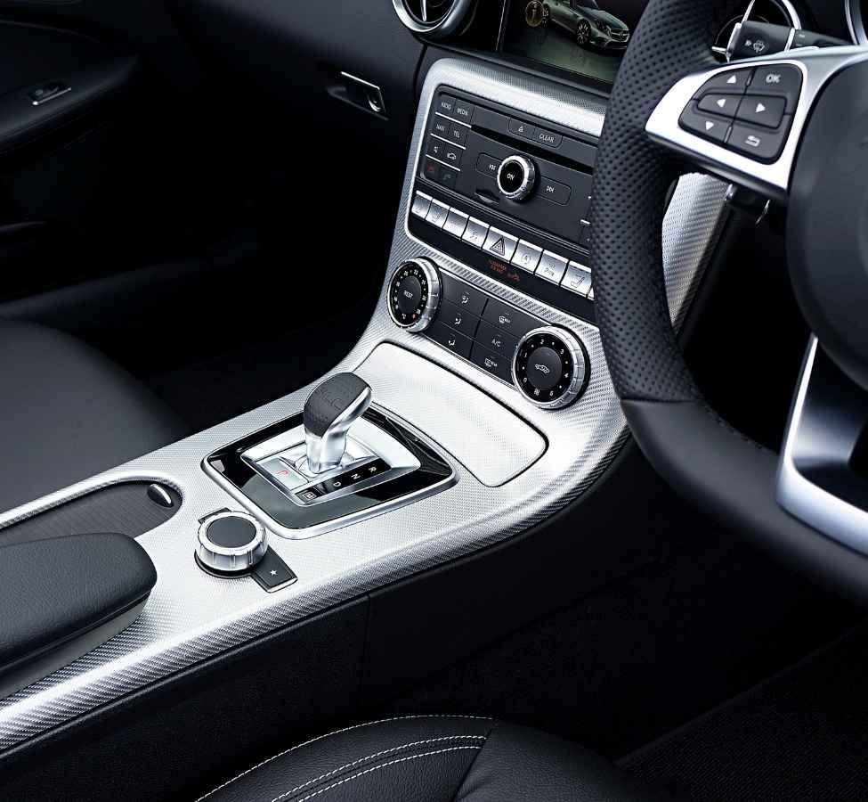 lavage auto interieur Services